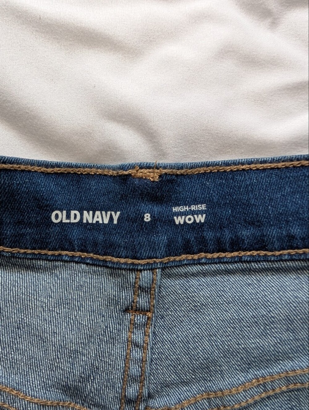 Old Navy Size 8 Wow High Rise Shorts 4 Inch Inseam NWT Denim Shorts Stretch - Picture 7 of 10